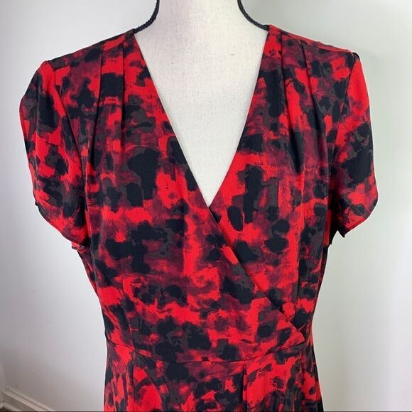 Halston Red/Black Short Sleeve Faux Wrap Dress Sz L - Picture 3 of 10
